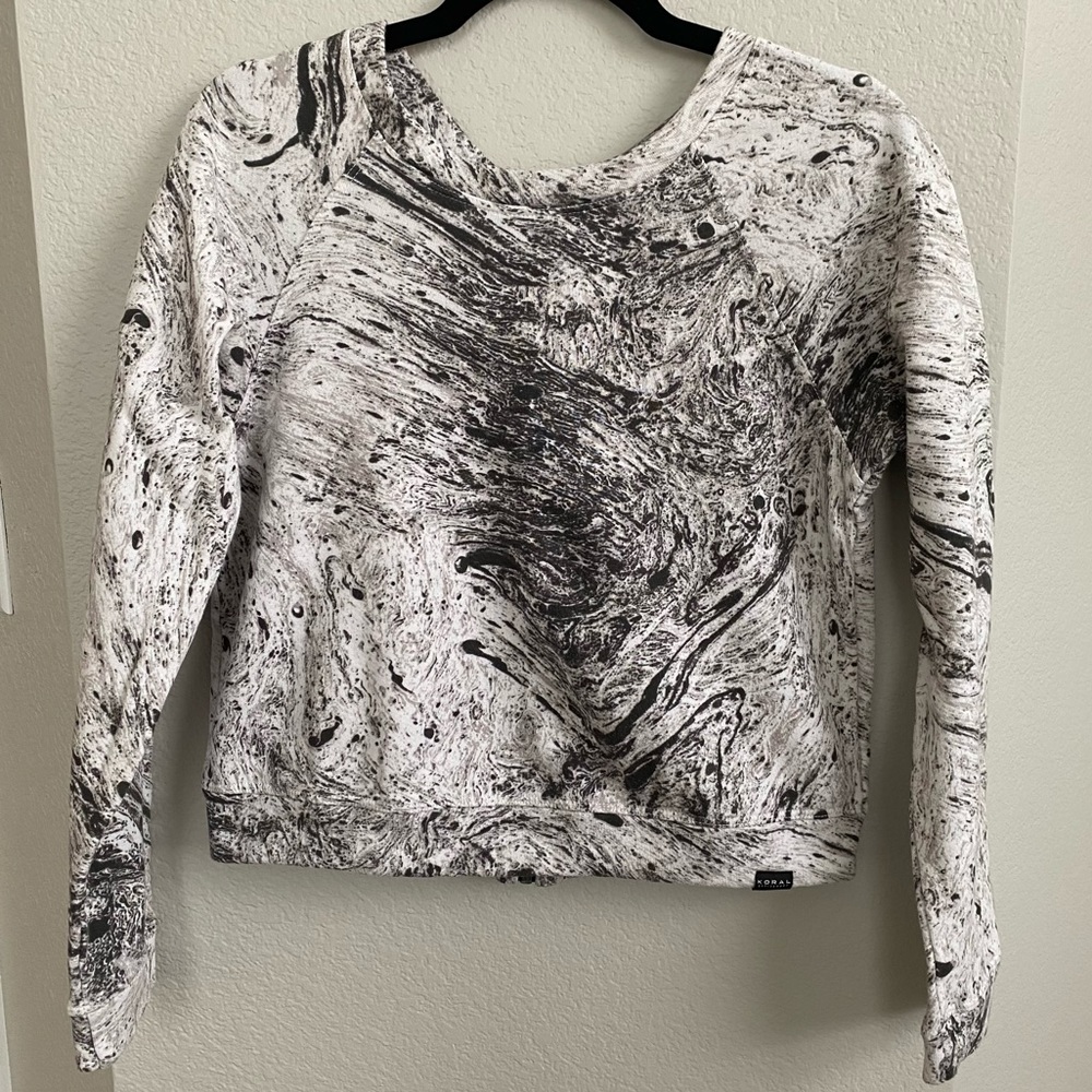 KORAL activewear sweatshirt back zipper detail size small